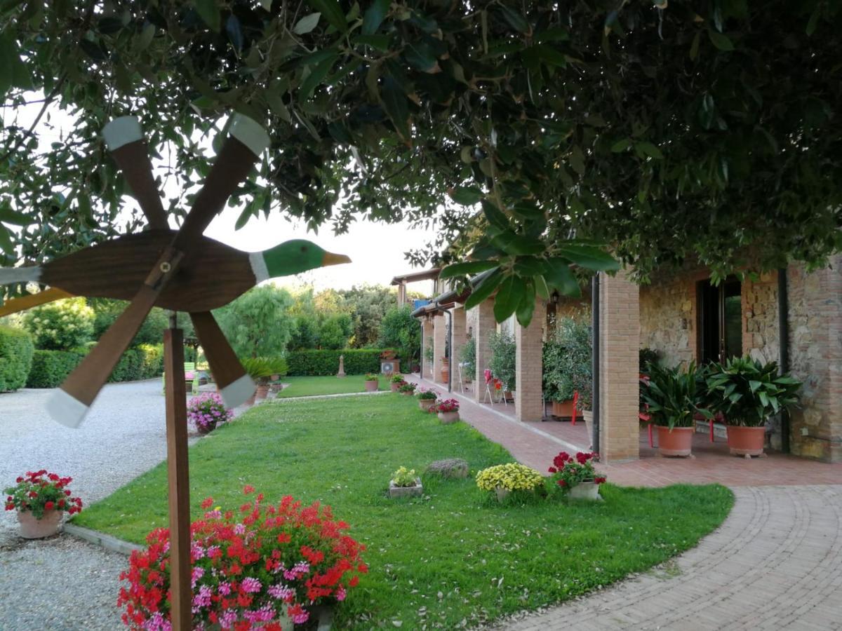 Agriturismo Il Cuscino Nel Pagliaio كامبيليا ماريتيما المظهر الخارجي الصورة